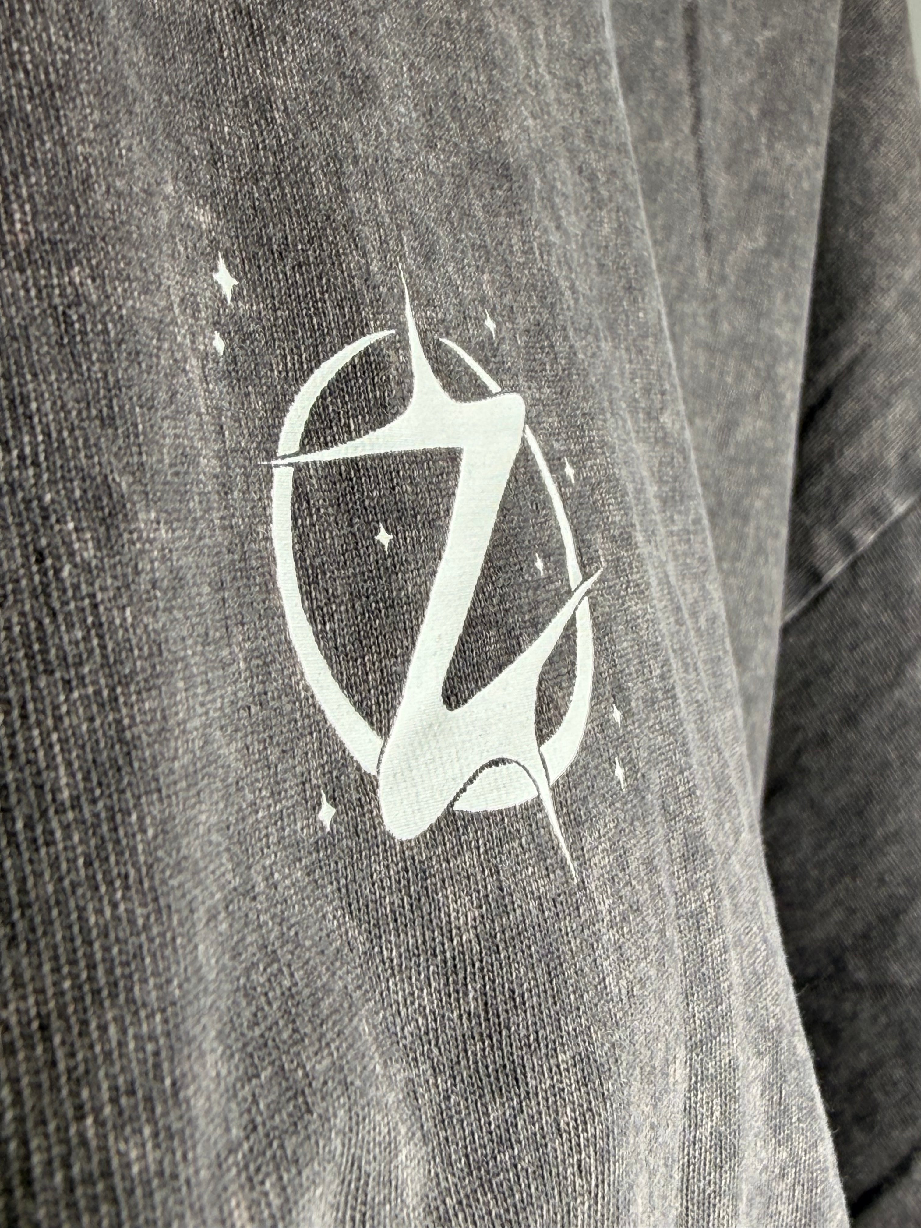 IDENTIDAD // Gris Asfalto