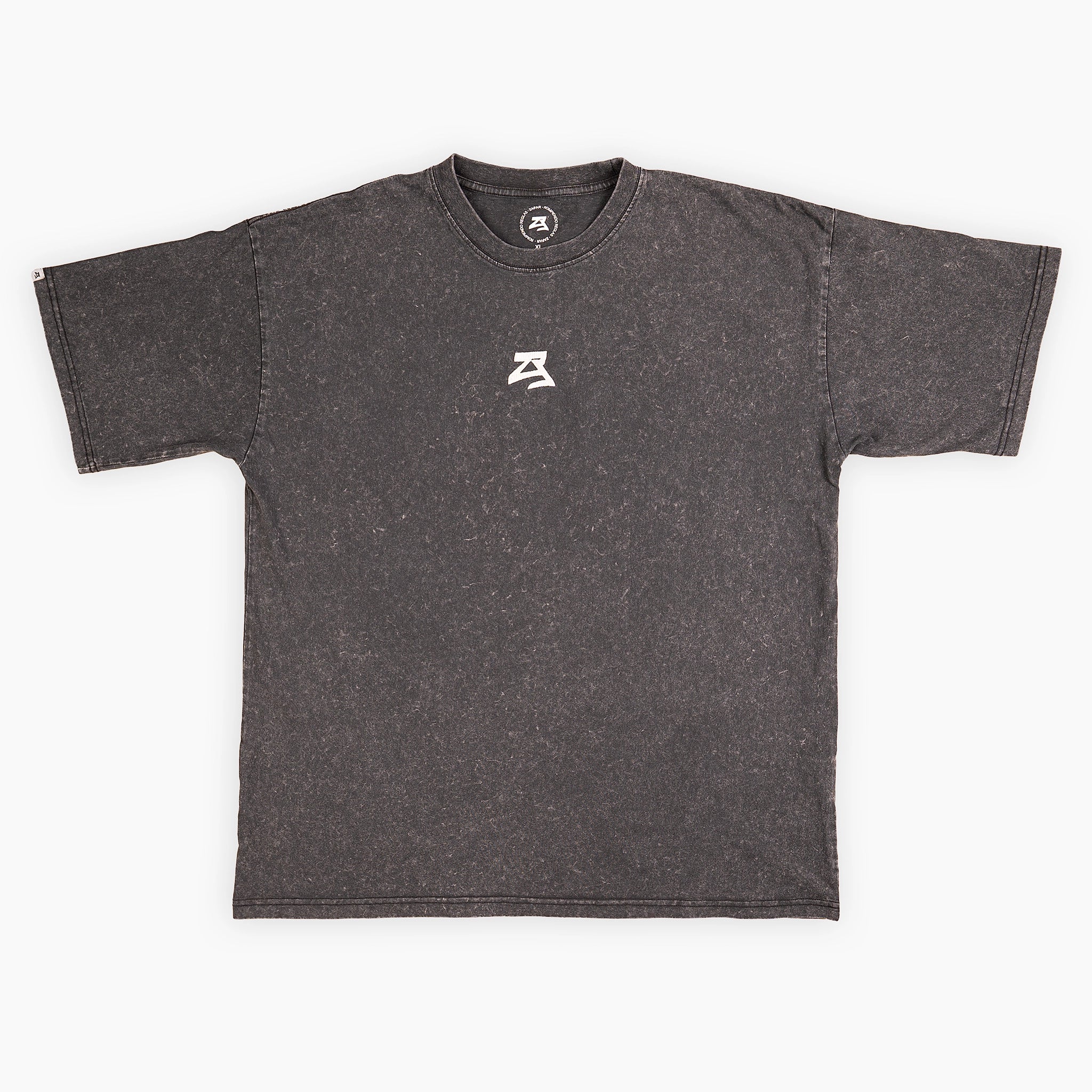 BORDADO // Negro Stonewash